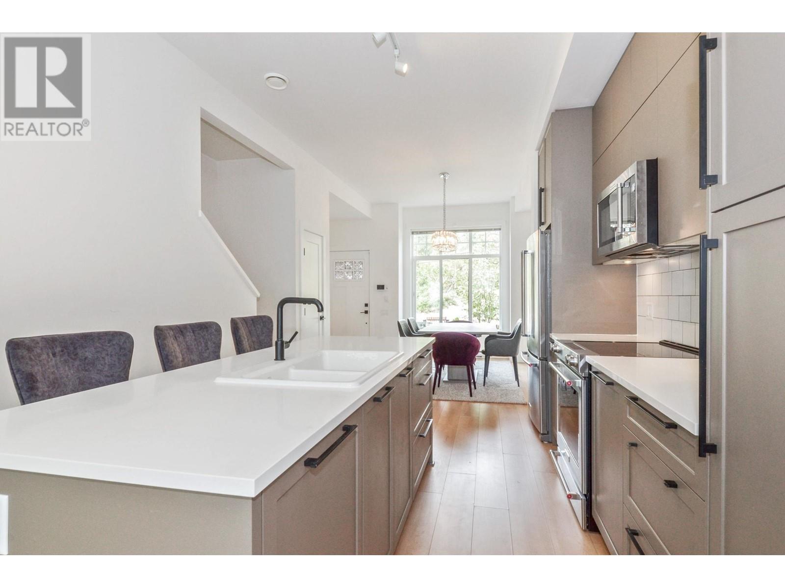 35 3552 Victoria Drive, Coquitlam, British Columbia  V3C 3V4 - Photo 9 - R2819526