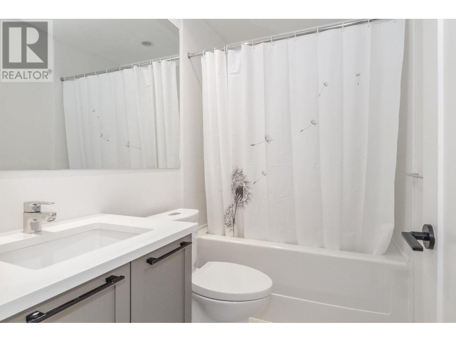 35 3552 Victoria Drive, Coquitlam, British Columbia  V3C 3V4 - Photo 21 - R2819526