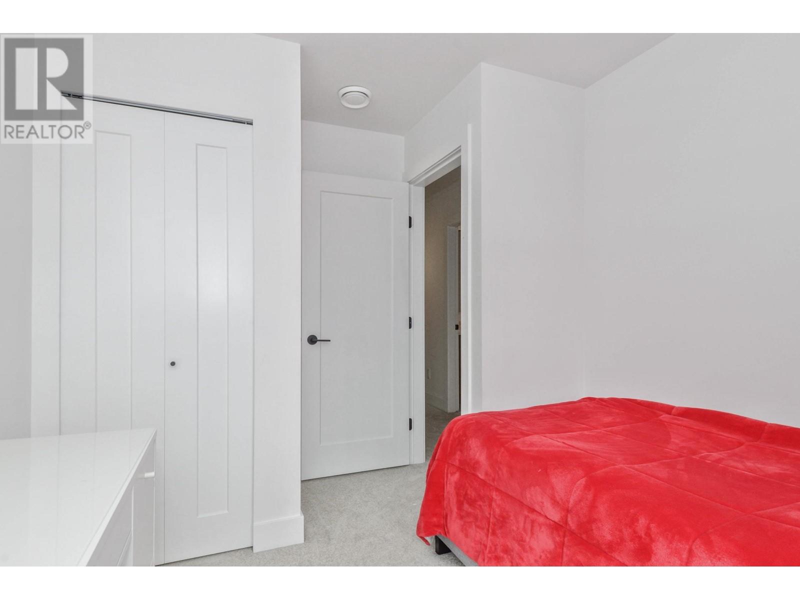 35 3552 Victoria Drive, Coquitlam, British Columbia  V3C 3V4 - Photo 19 - R2819526