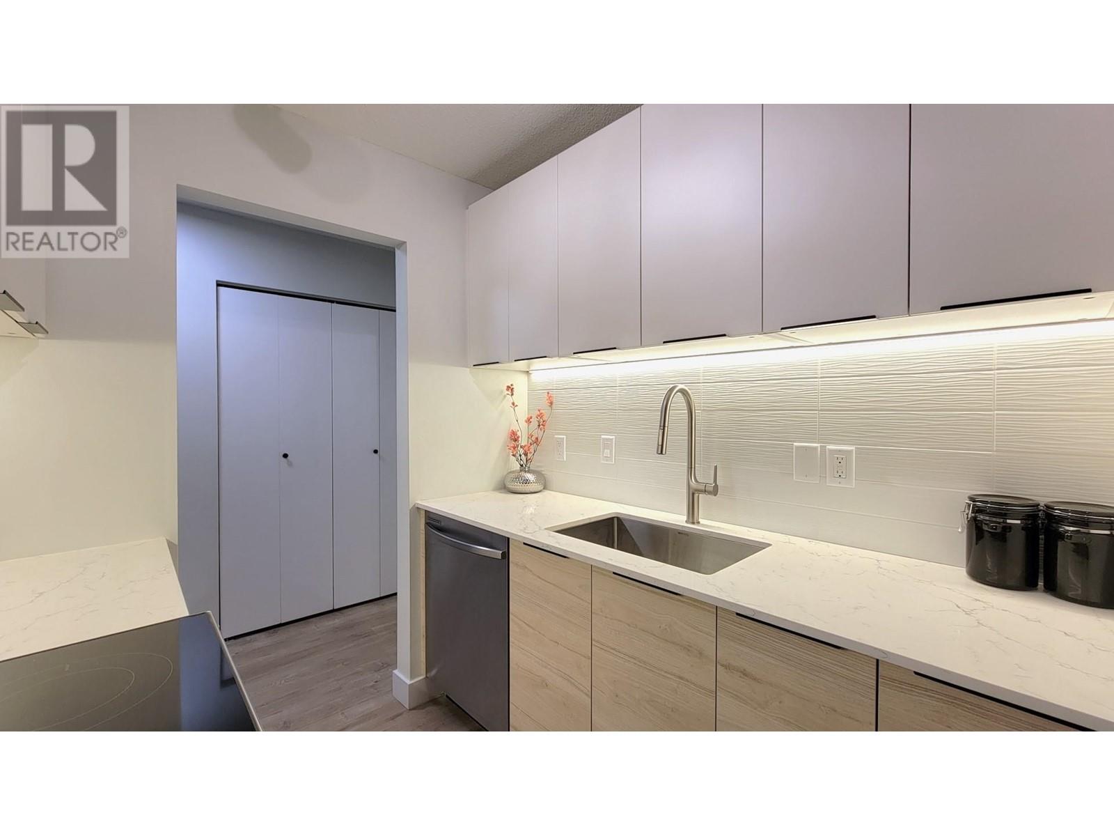 107 307 W 2nd Street, North Vancouver, British Columbia  V7M 1E2 - Photo 3 - R2825926