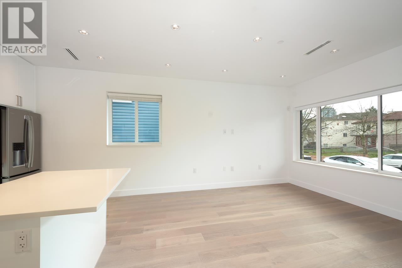 1 2119 E 29th Avenue, Vancouver, British Columbia  V5N 2Z2 - Photo 6 - R2825542