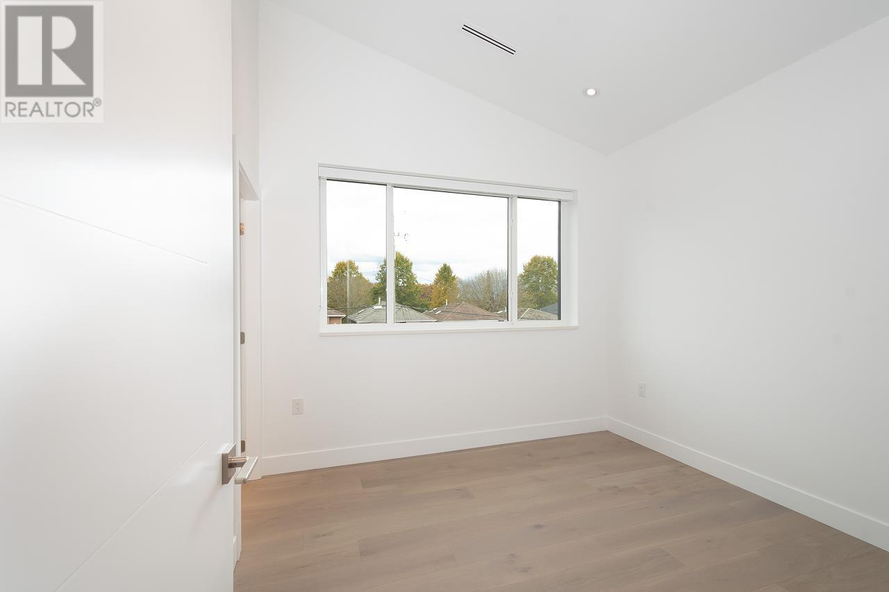 2 2119 E 29th Avenue, Vancouver, British Columbia  V5N 2Z2 - Photo 19 - R2825568
