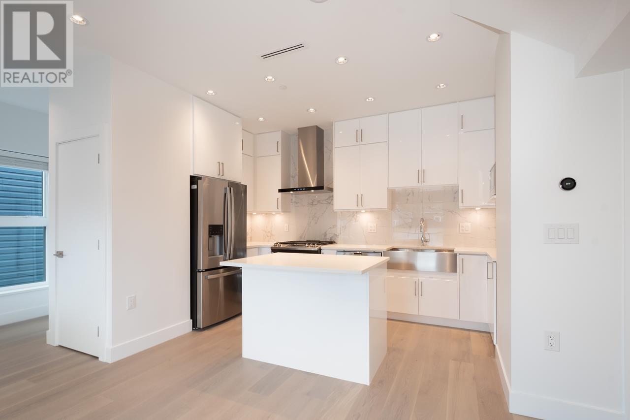 2 2119 E 29th Avenue, Vancouver, British Columbia  V5N 2Z2 - Photo 14 - R2825568