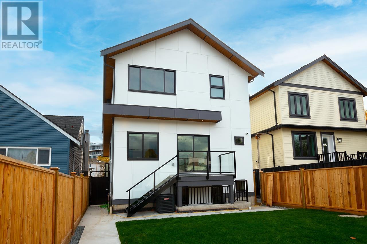 2 2119 E 29th Avenue, Vancouver, British Columbia  V5N 2Z2 - Photo 36 - R2825568