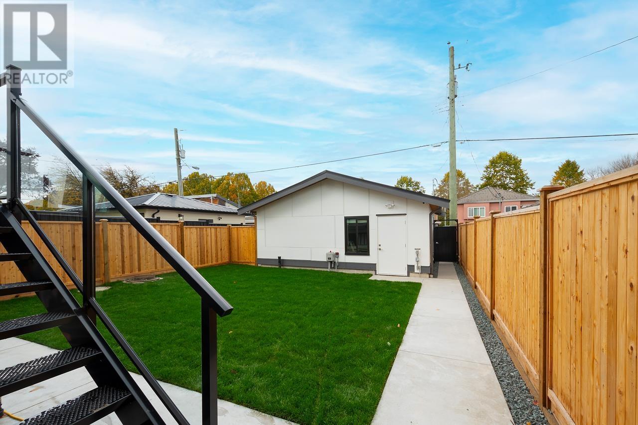 2 2119 E 29th Avenue, Vancouver, British Columbia  V5N 2Z2 - Photo 38 - R2825568