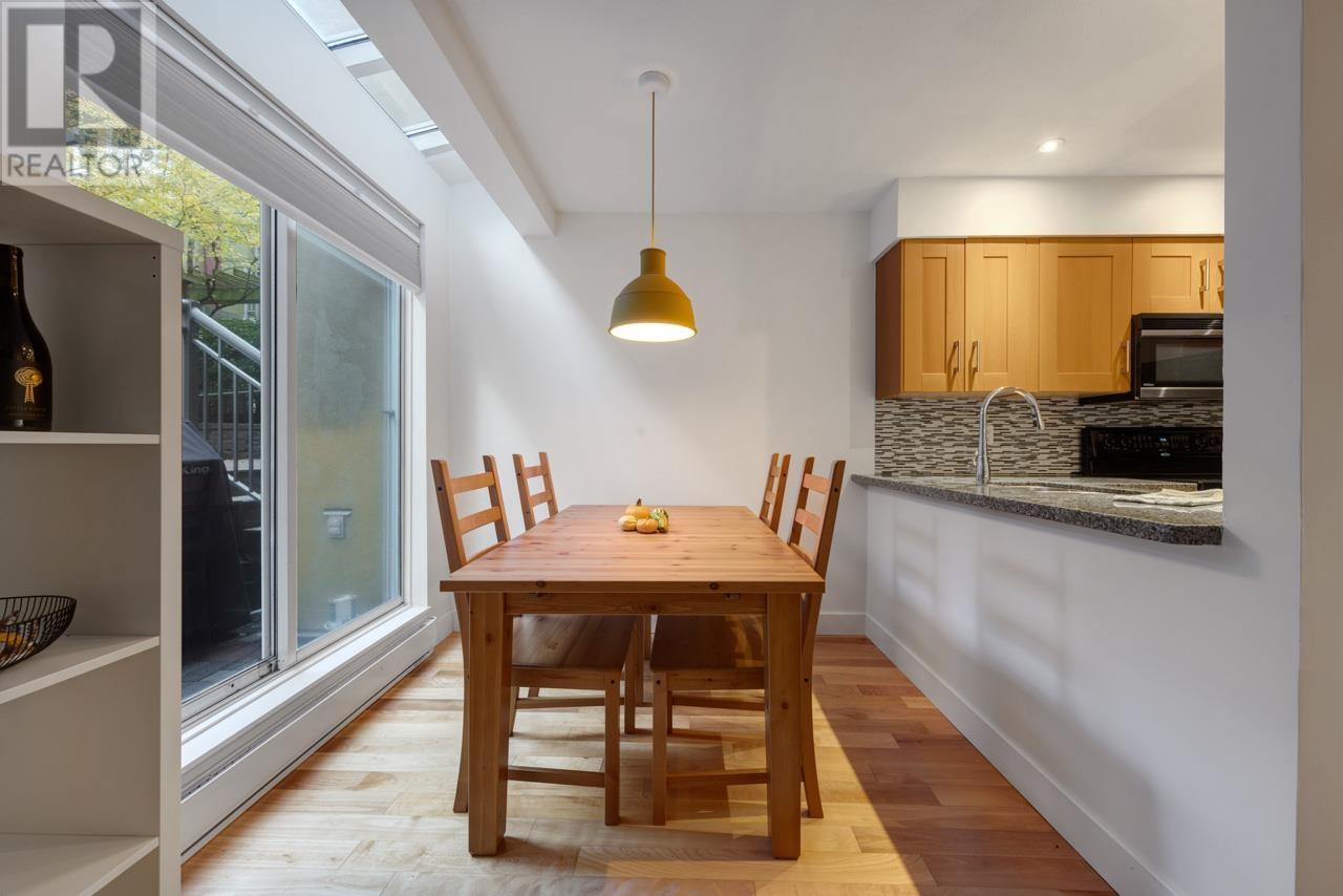 30 795 W 8th Avenue, Vancouver, British Columbia  V5Z 1C9 - Photo 4 - R2824346