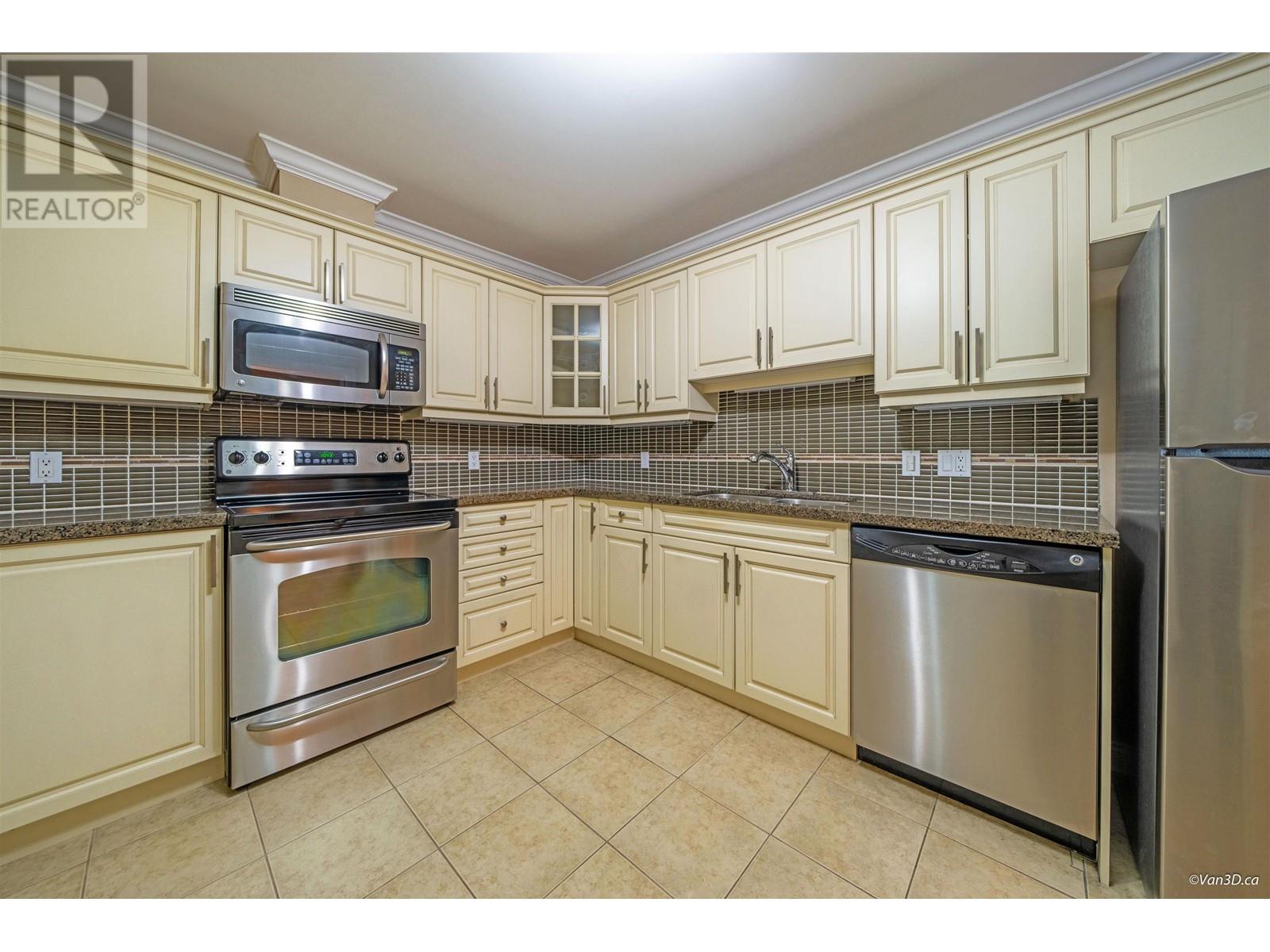 402 518 Moberly Road, Vancouver, British Columbia  V5Z 4G3 - Photo 14 - R2823630