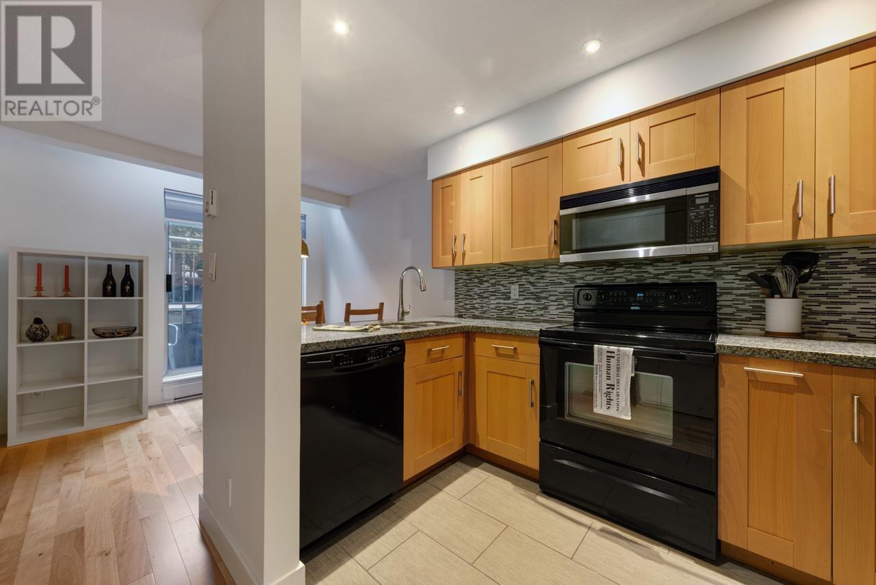 30 795 W 8th Avenue, Vancouver, British Columbia  V5Z 1C9 - Photo 6 - R2824346