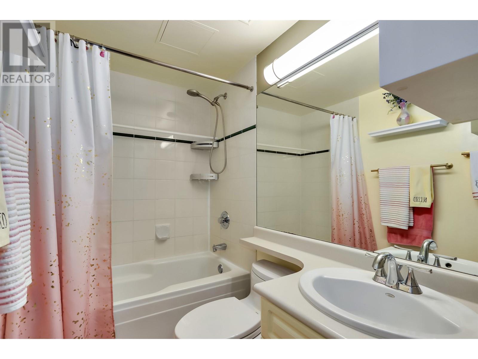 423 3600 Windcrest Drive, North Vancouver, British Columbia  V7G 2S5 - Photo 18 - R2827381
