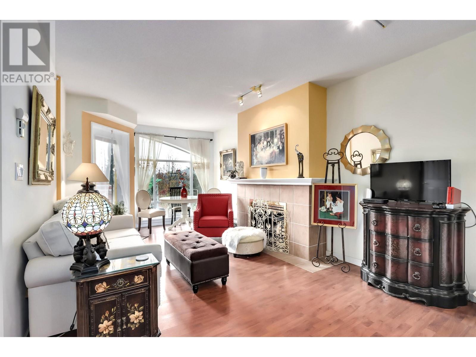 511 3600 Windcrest Drive, North Vancouver, British Columbia  V7G 2S5 - Photo 4 - R2827375