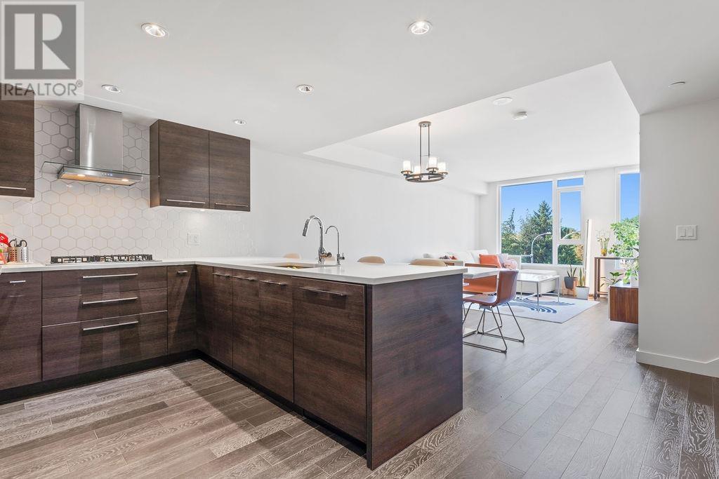 308 7468 Lansdowne Road, Richmond, British Columbia  V7C 0B7 - Photo 2 - R2827687