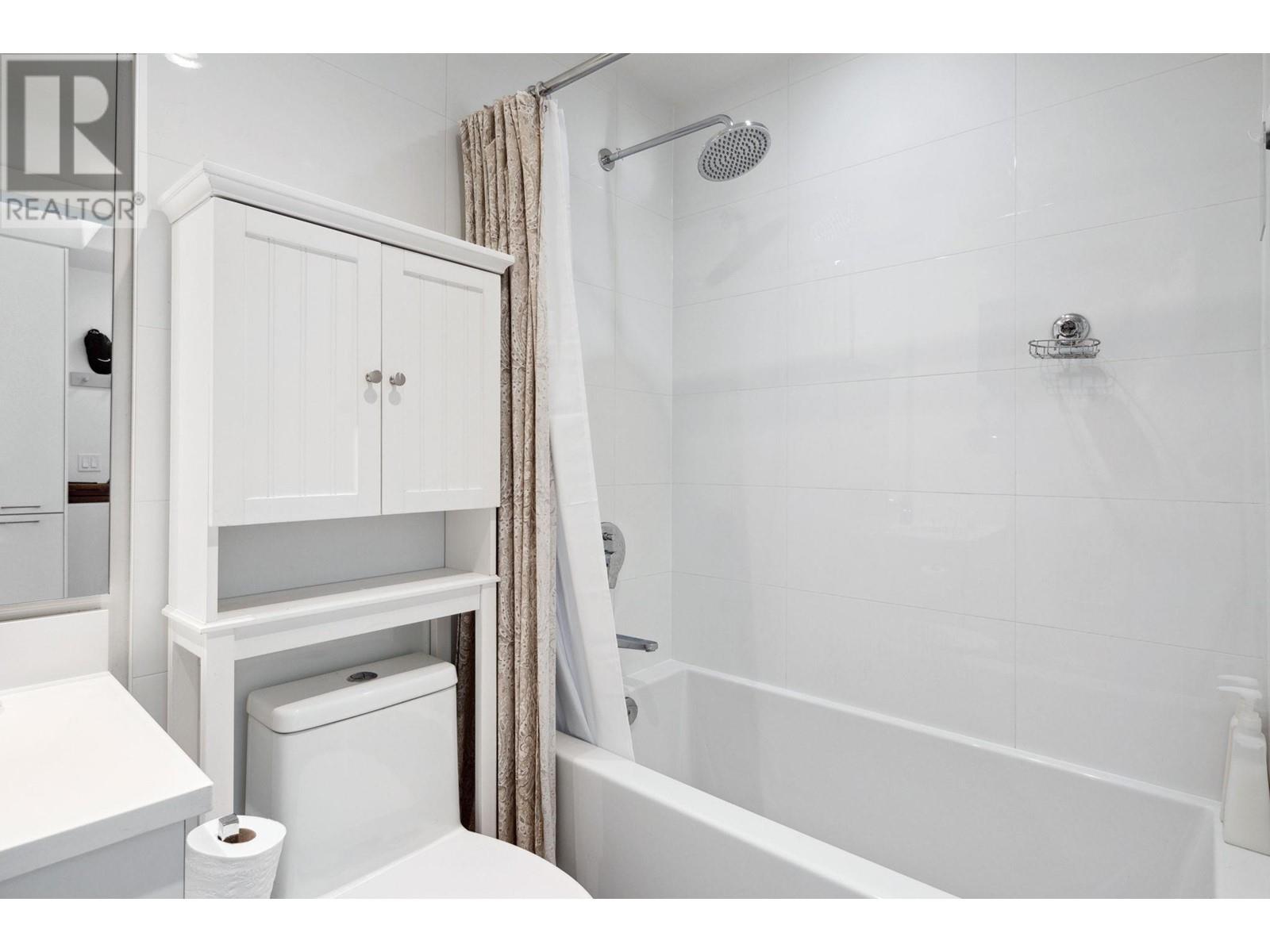 307 711 W 14th Street, North Vancouver, British Columbia  V7M 3E8 - Photo 19 - R2827718