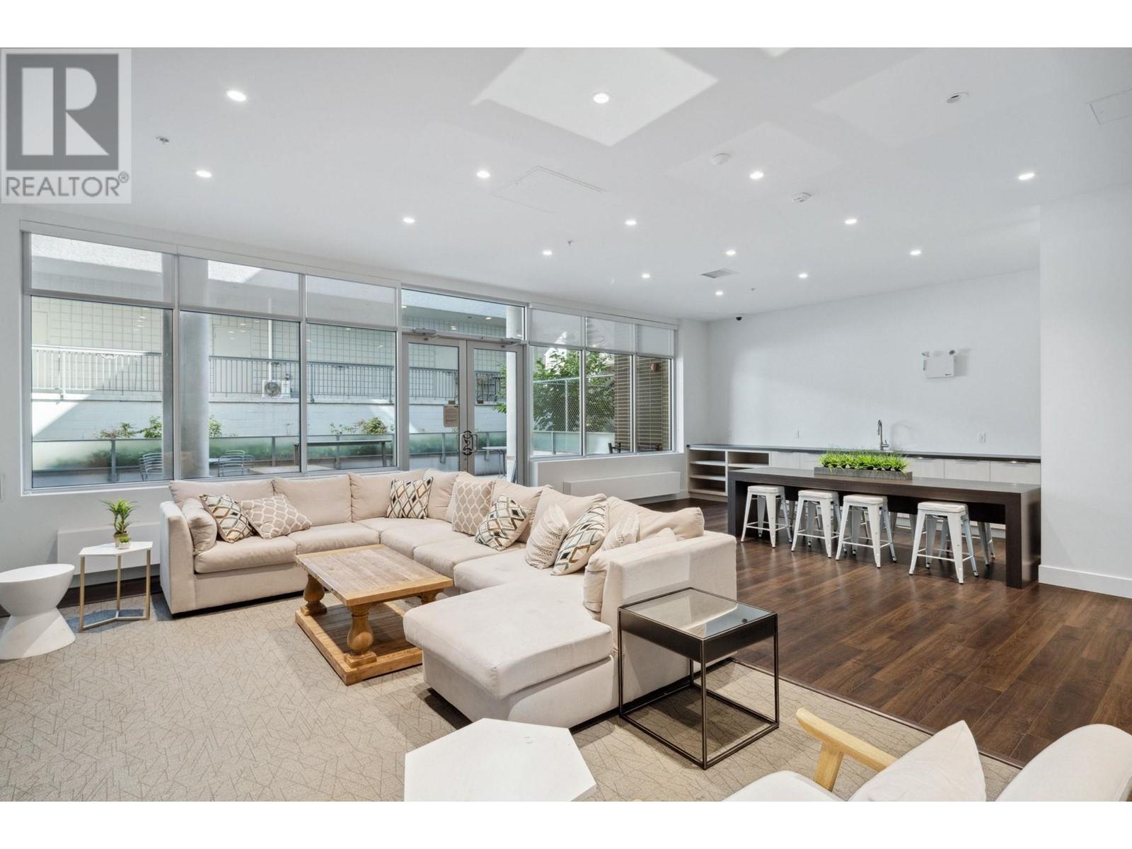 307 711 W 14th Street, North Vancouver, British Columbia  V7M 3E8 - Photo 33 - R2827718