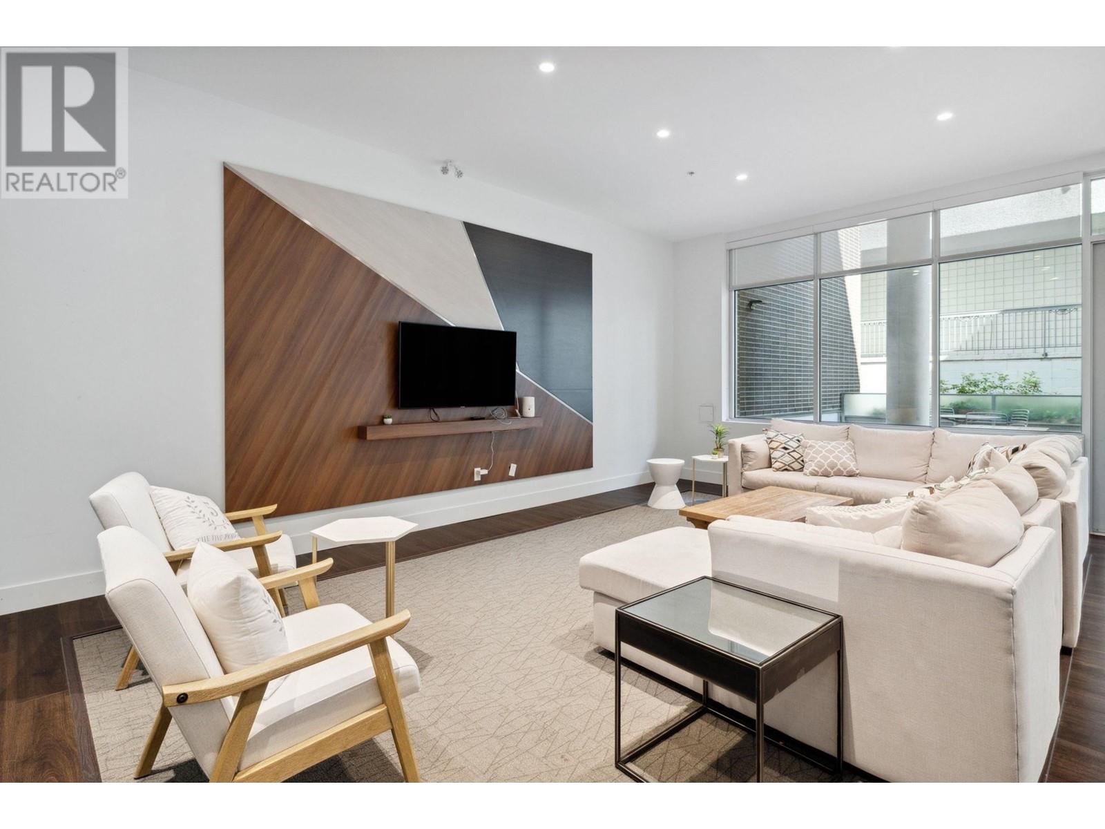 307 711 W 14th Street, North Vancouver, British Columbia  V7M 3E8 - Photo 34 - R2827718