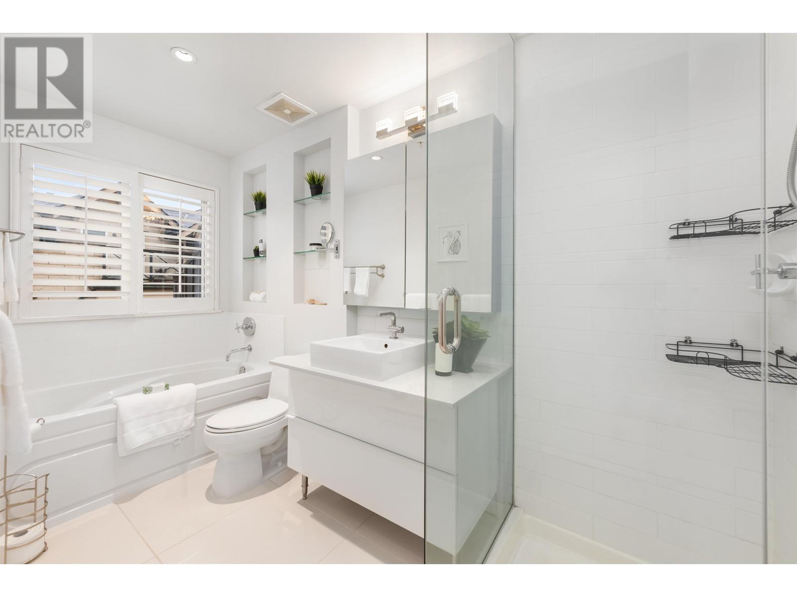 928 W 13th Avenue, Vancouver, British Columbia  V5Z 1P3 - Photo 32 - R2827724