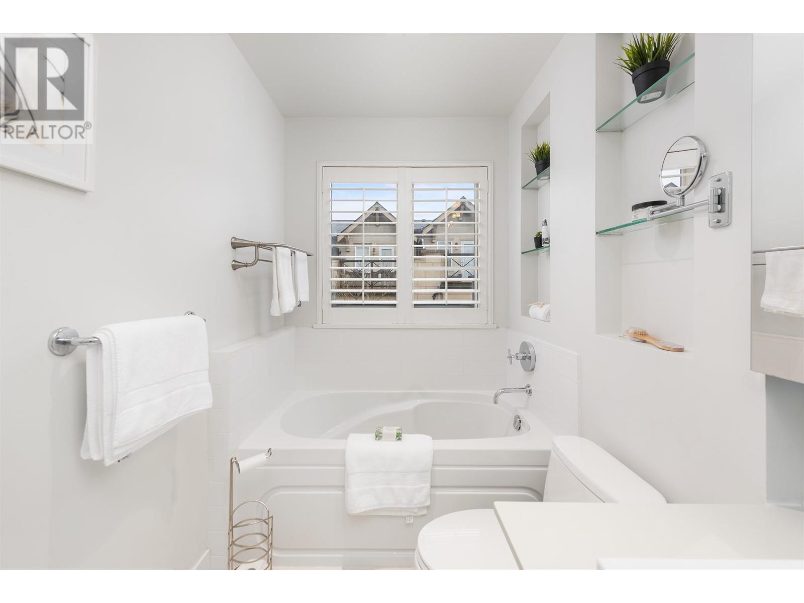 928 W 13th Avenue, Vancouver, British Columbia  V5Z 1P3 - Photo 33 - R2827724