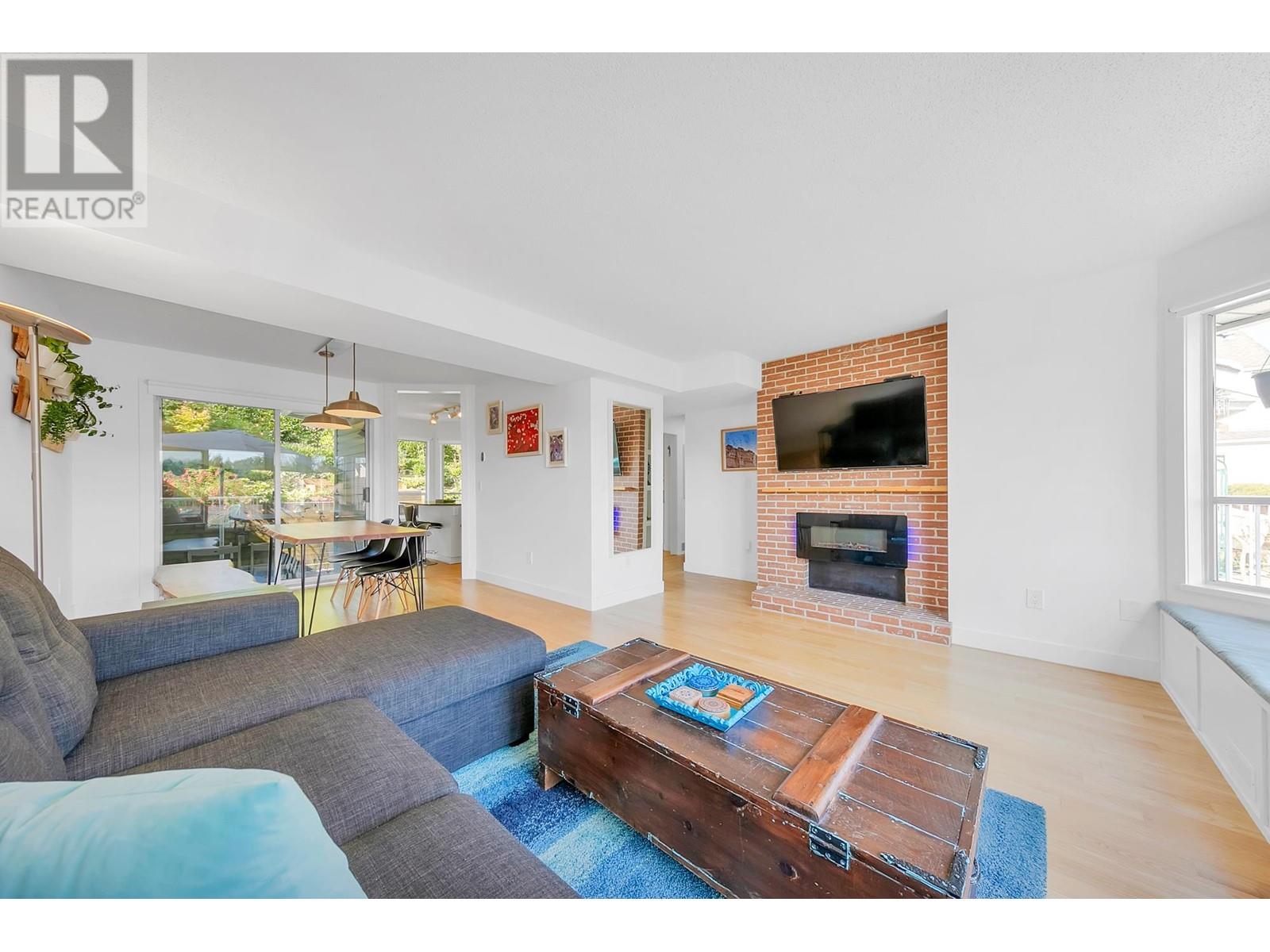 402 1176 FALCON DRIVE, coquitlam, British Columbia