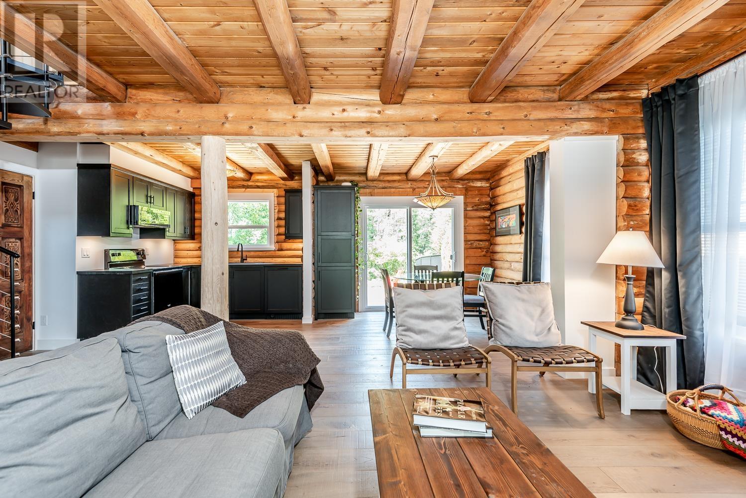 41487 Brennan Road, Squamish, British Columbia  V0N 1H0 - Photo 10 - R2827700