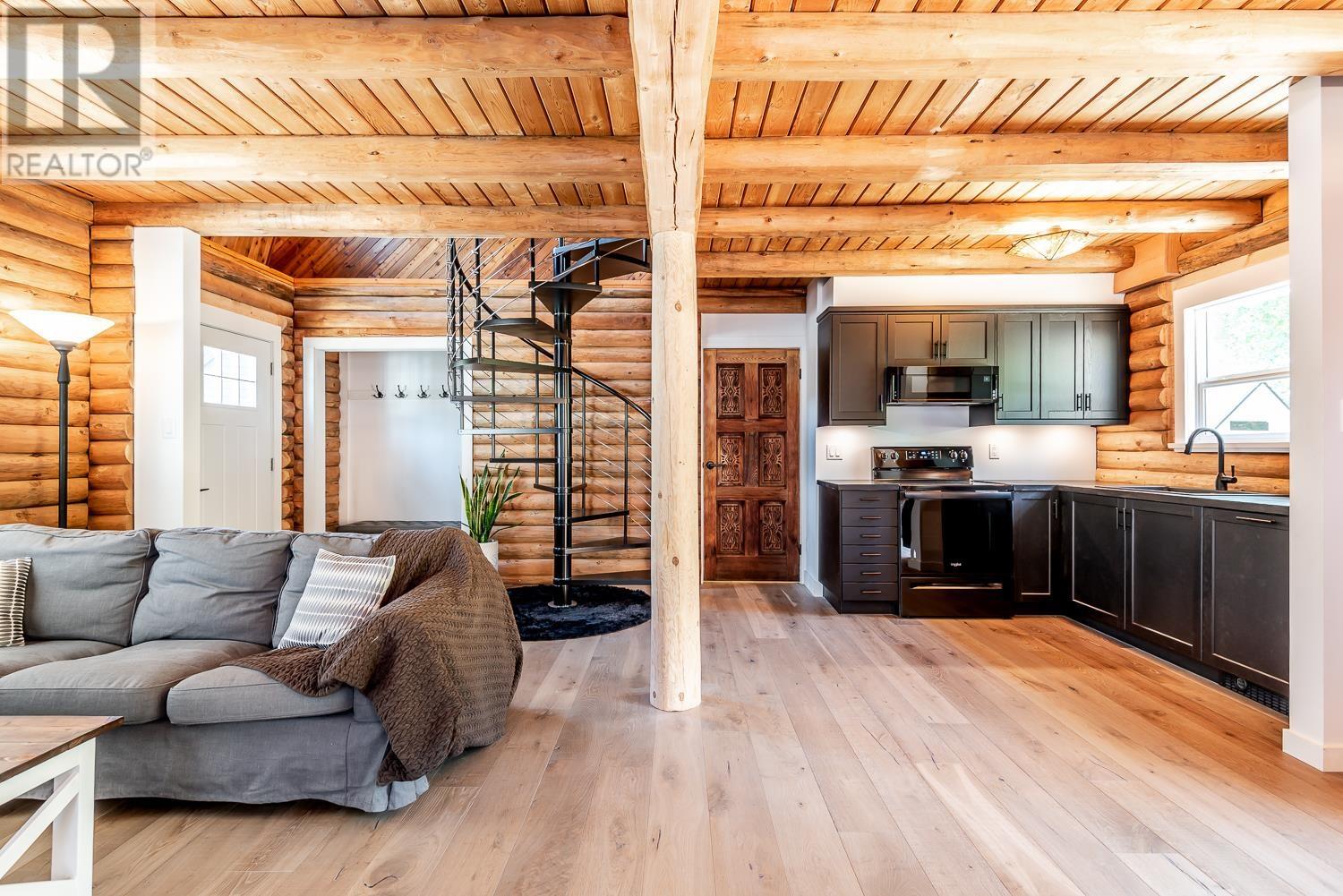 41487 Brennan Road, Squamish, British Columbia  V0N 1H0 - Photo 13 - R2827700