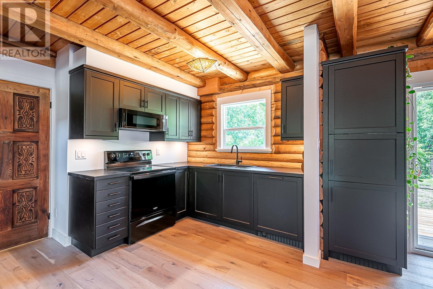 41487 Brennan Road, Squamish, British Columbia  V0N 1H0 - Photo 15 - R2827700