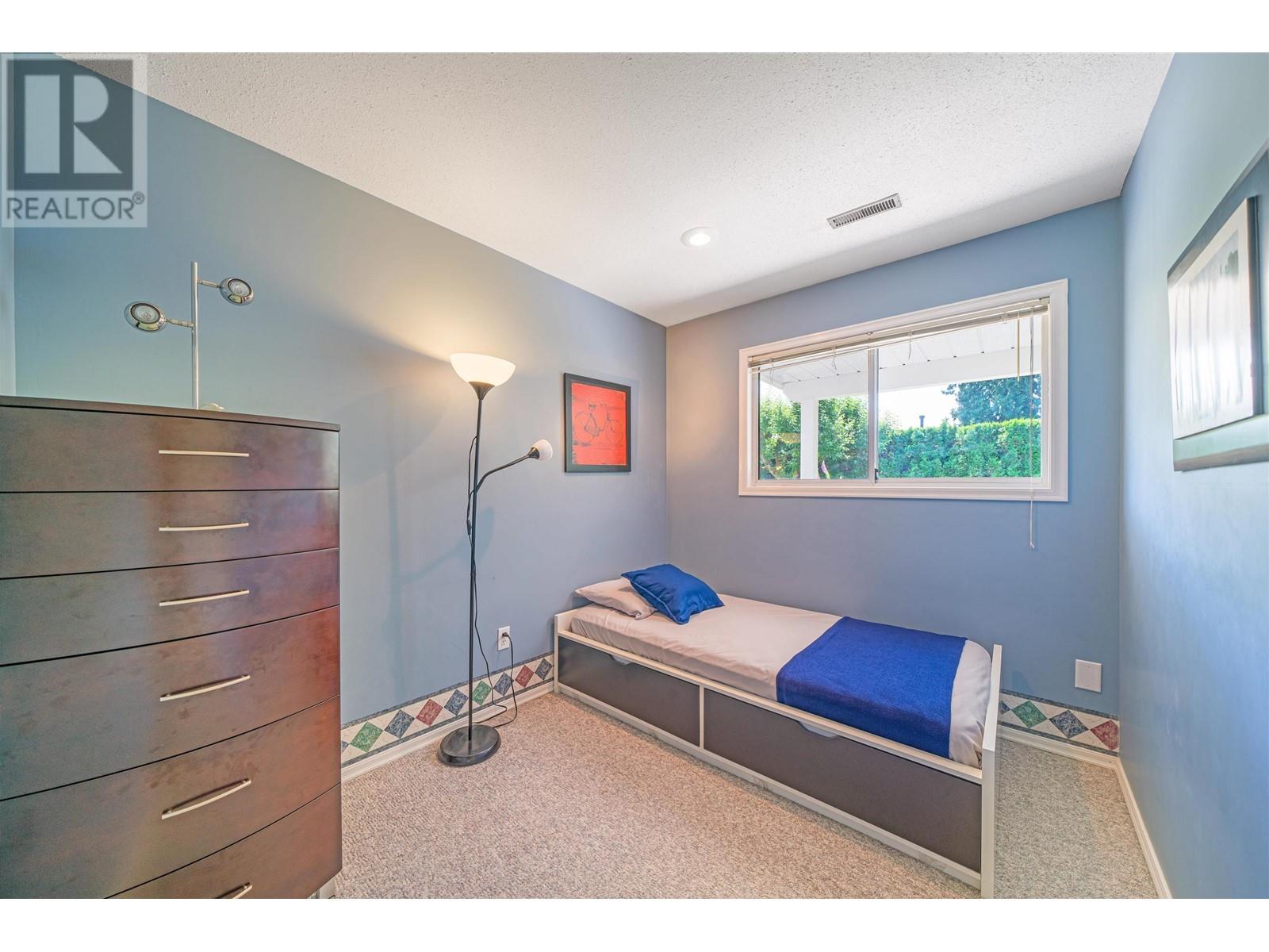 2442 Leclair Drive, Coquitlam, British Columbia  V3K 6G7 - Photo 21 - R2827703