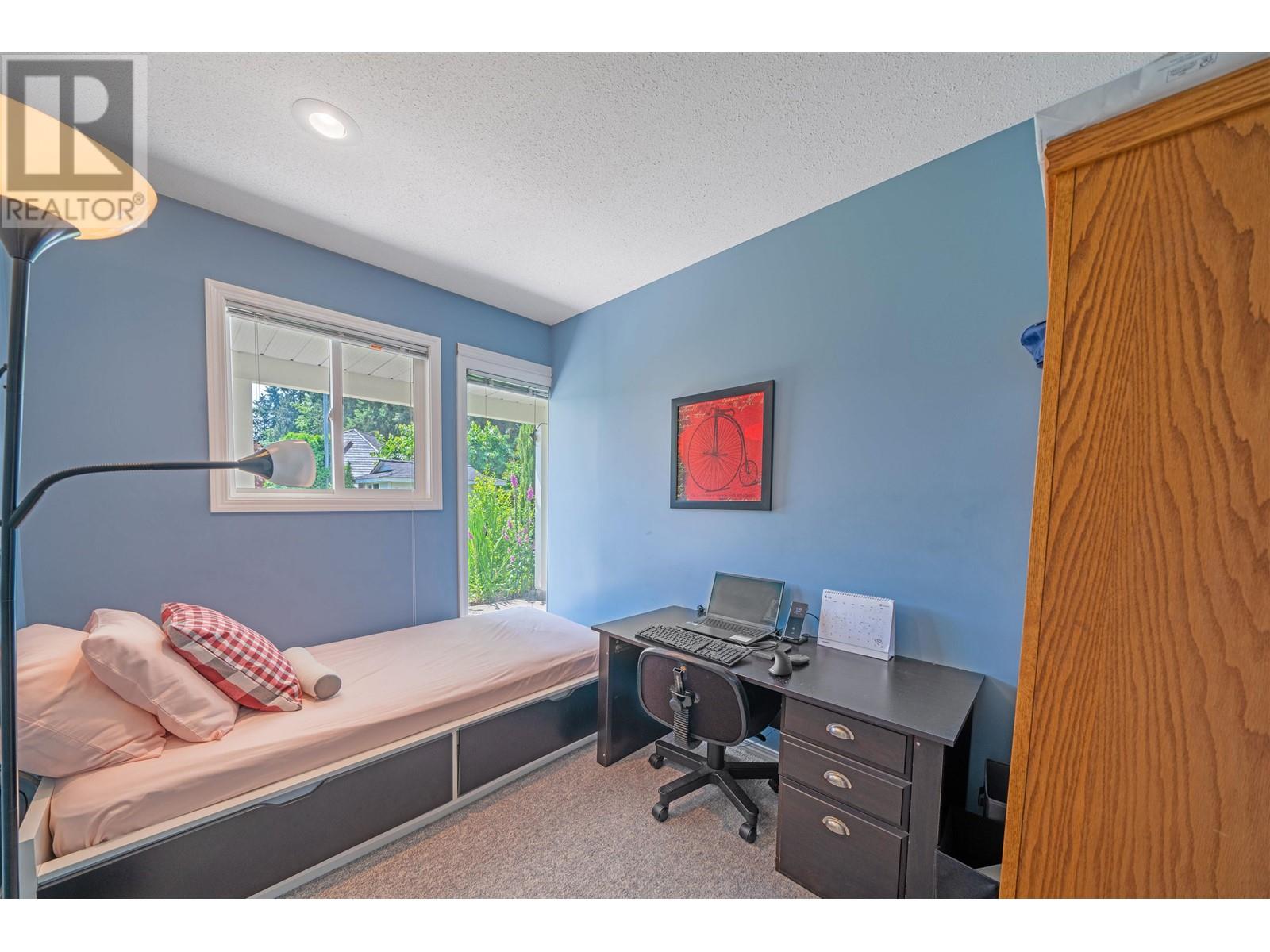 2442 Leclair Drive, Coquitlam, British Columbia  V3K 6G7 - Photo 24 - R2827703