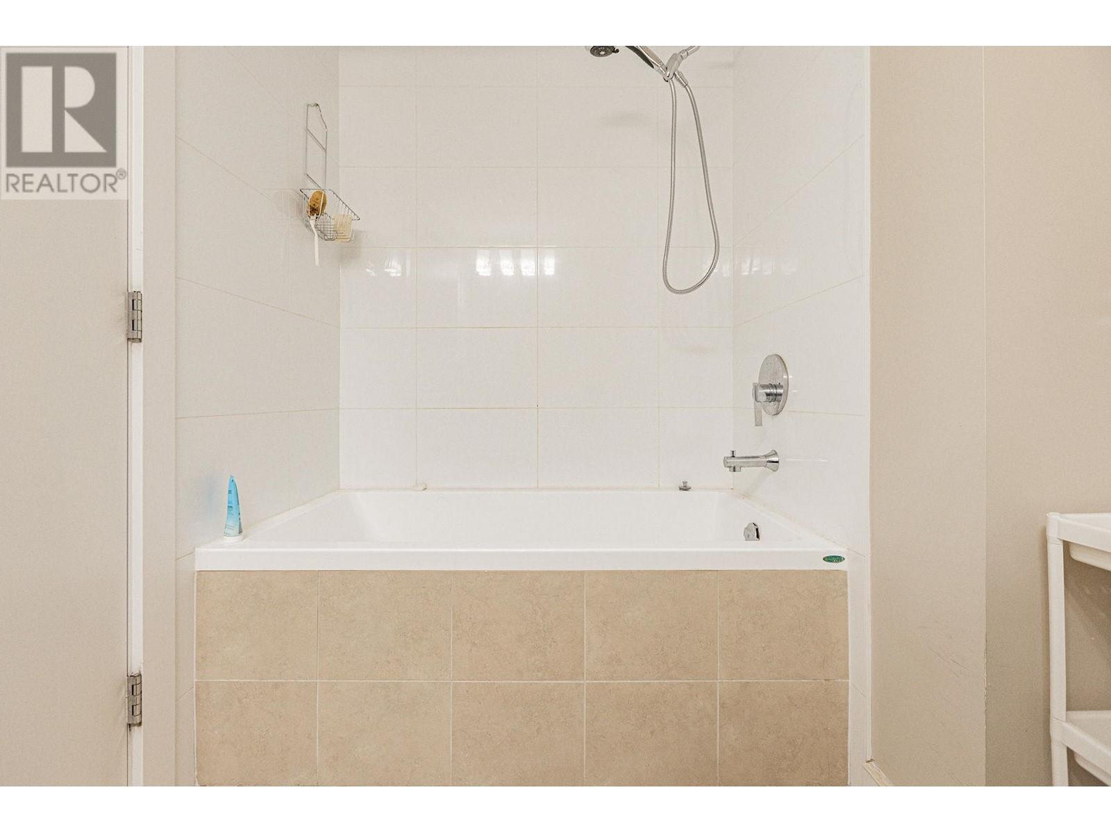 1108 6951 Elmbridge Way, Richmond, British Columbia  V7C 0A4 - Photo 15 - R2827663
