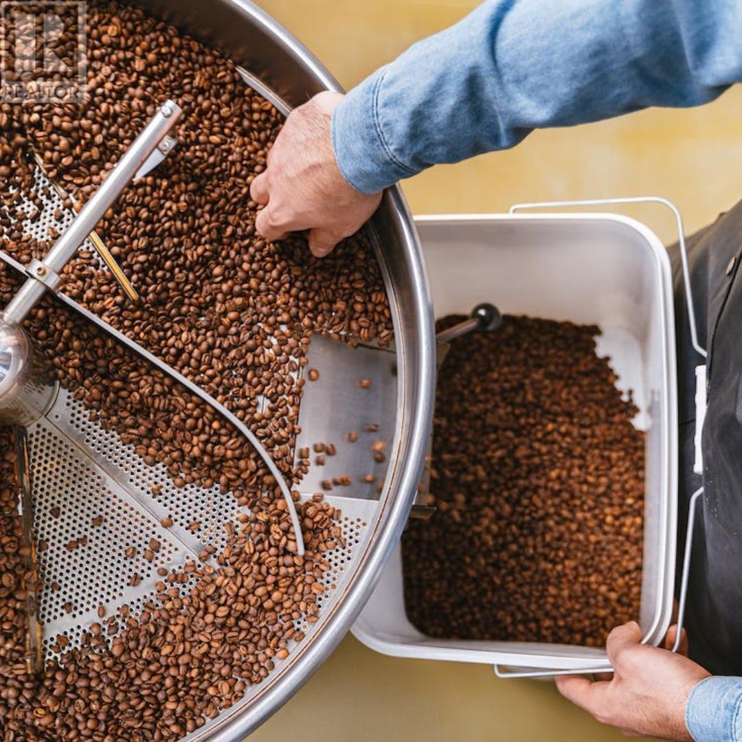 2 37792 THIRD AVENUE, squamish, British Columbia