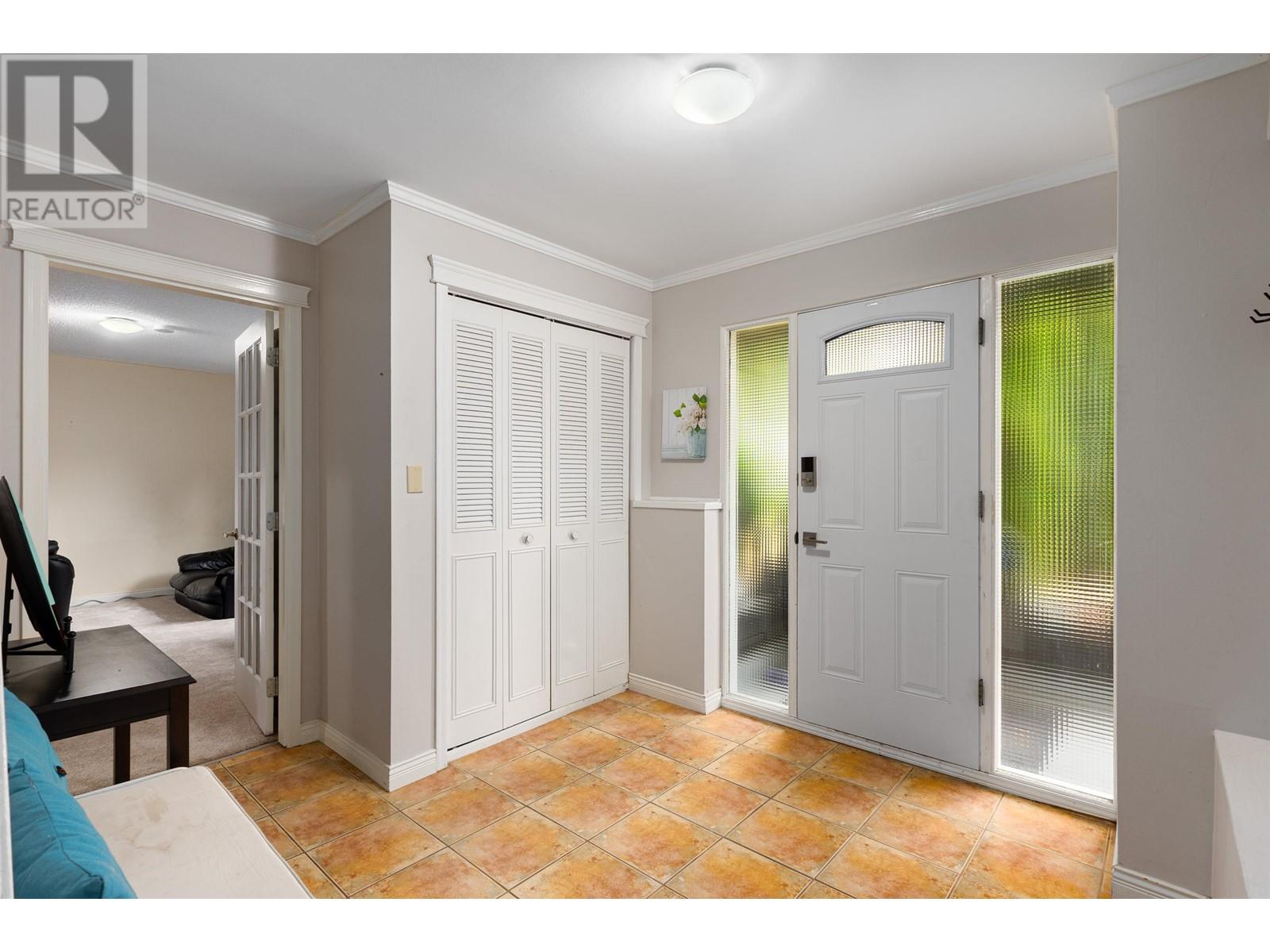 3824 Broom Place, Port Coquitlam, British Columbia  V3B 4A4 - Photo 19 - R2821199