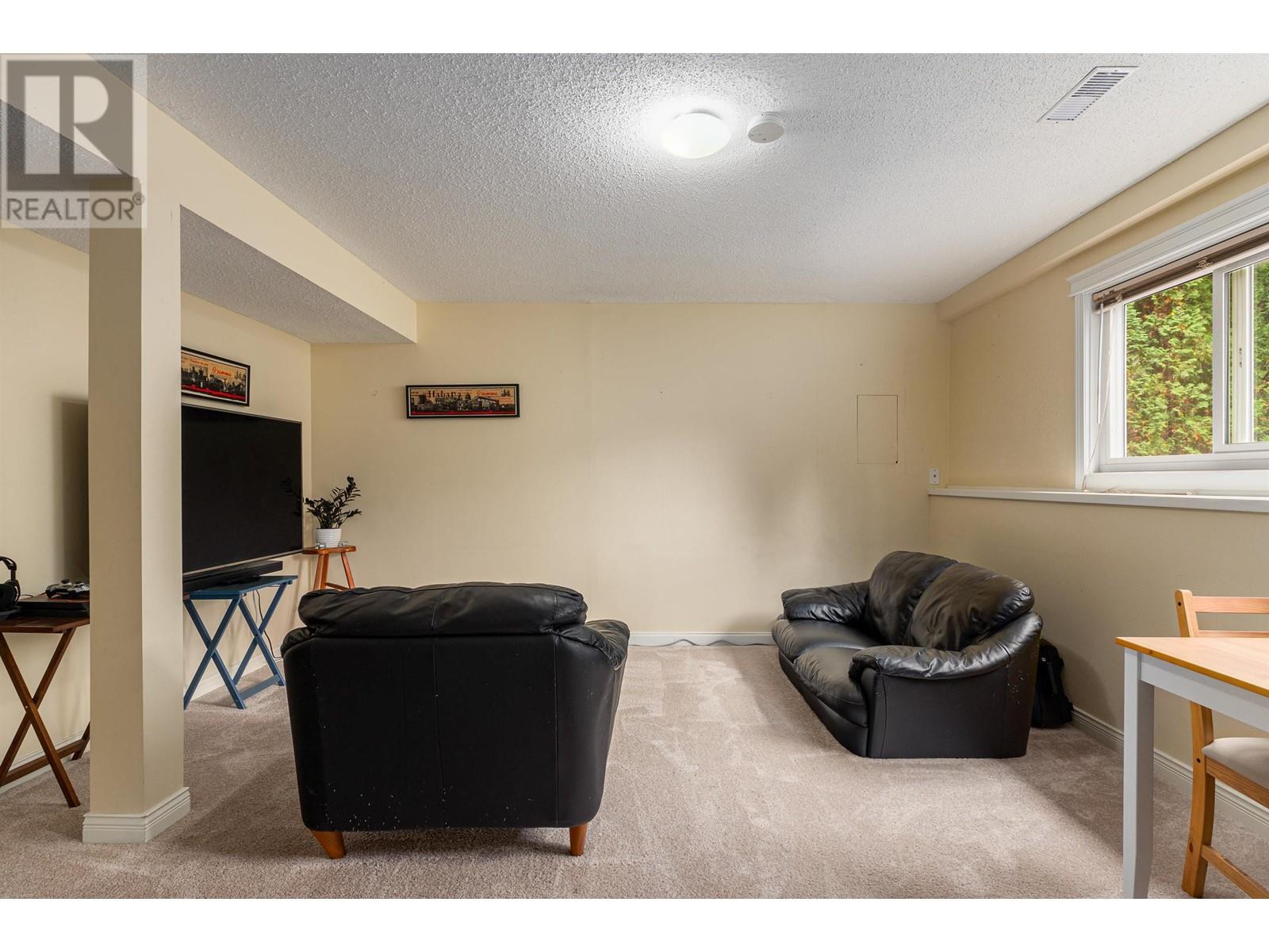 3824 Broom Place, Port Coquitlam, British Columbia  V3B 4A4 - Photo 22 - R2821199