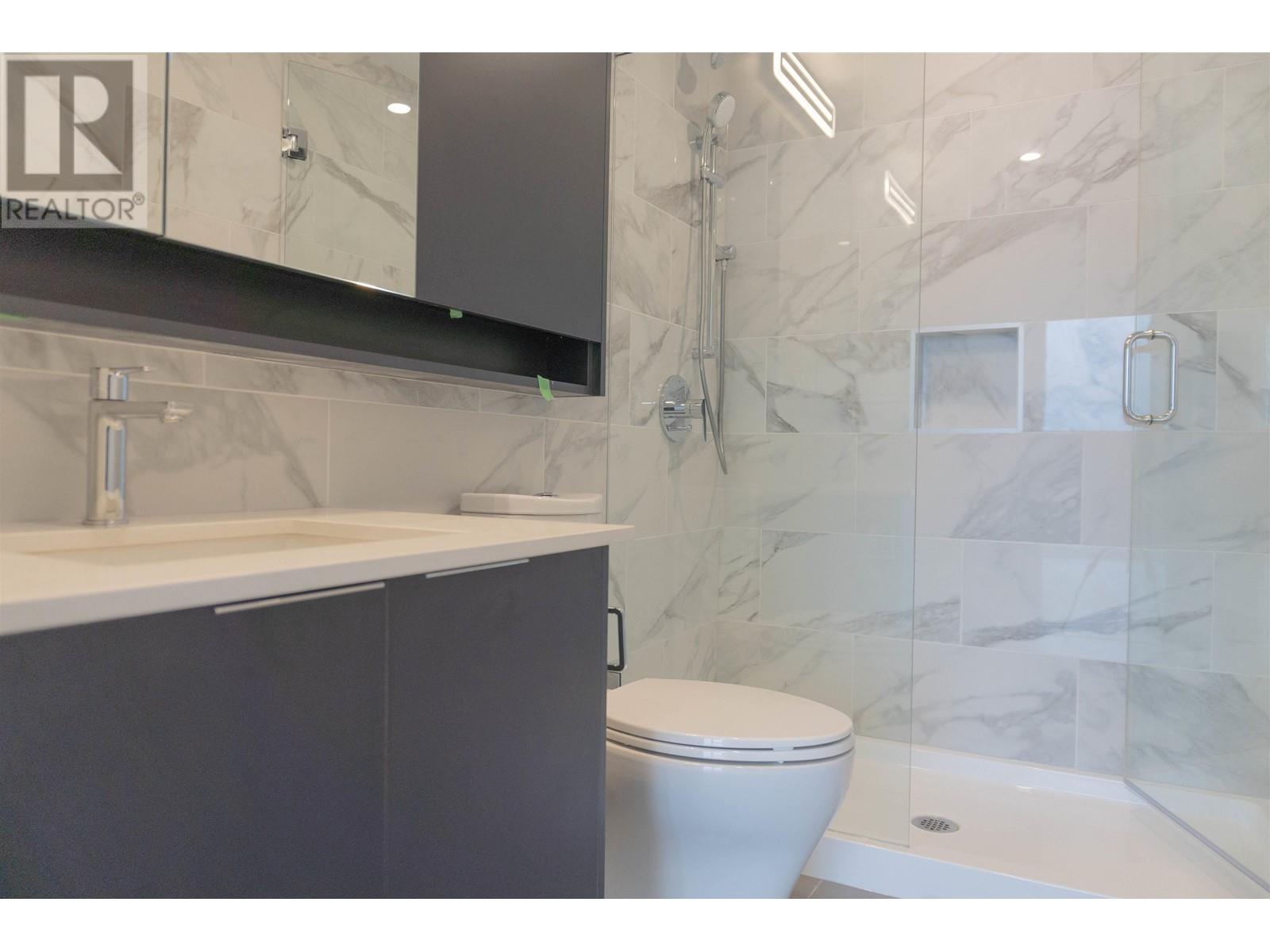 2501 901 Lougheed Highway, Coquitlam, British Columbia  V3K 3T3 - Photo 18 - R2826636