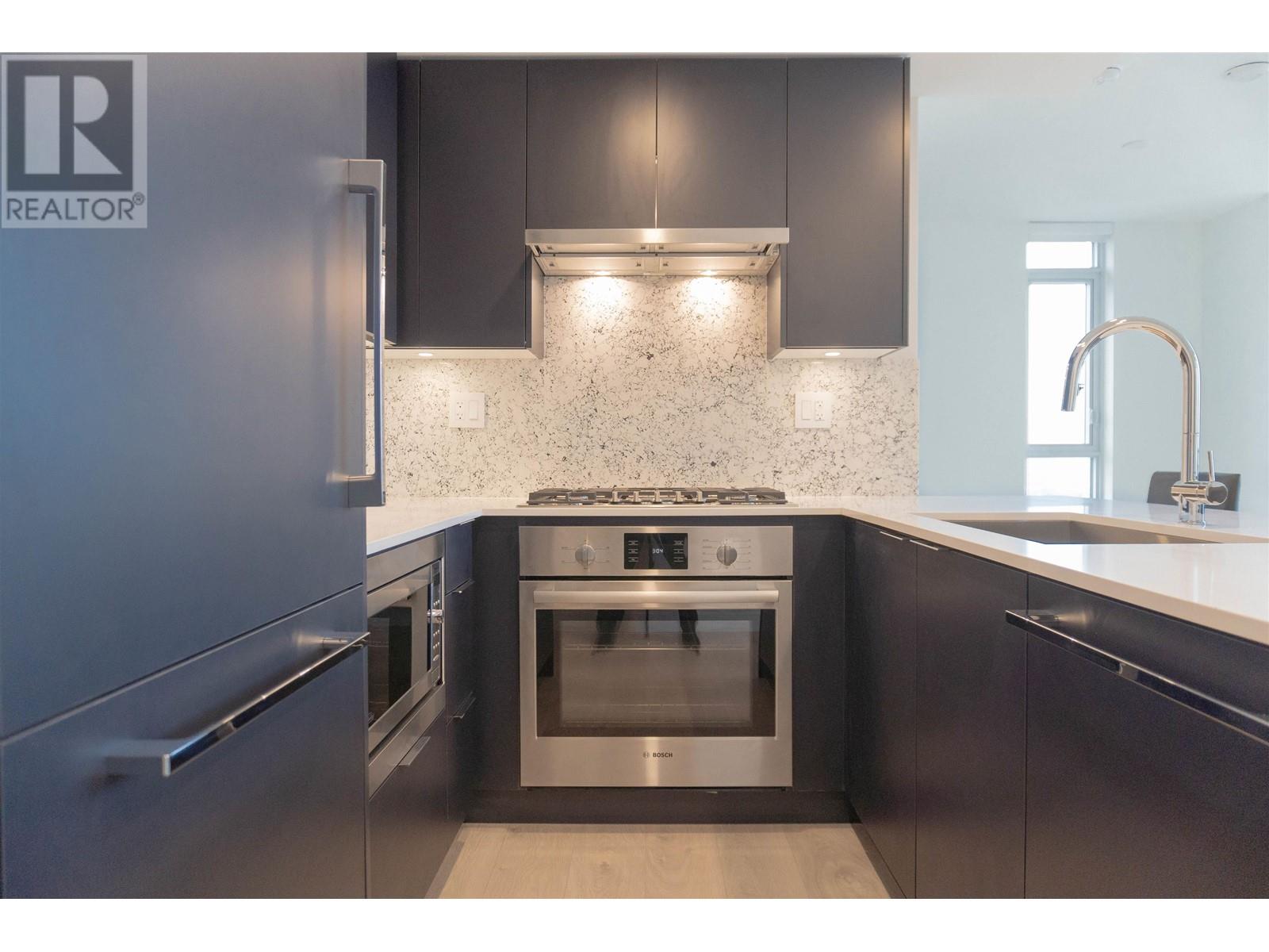 2501 901 Lougheed Highway, Coquitlam, British Columbia  V3K 3T3 - Photo 4 - R2826636