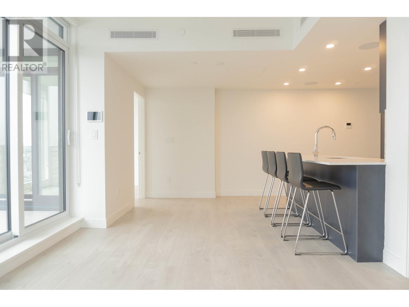 2501 901 Lougheed Highway, Coquitlam, British Columbia  V3K 3T3 - Photo 10 - R2826636