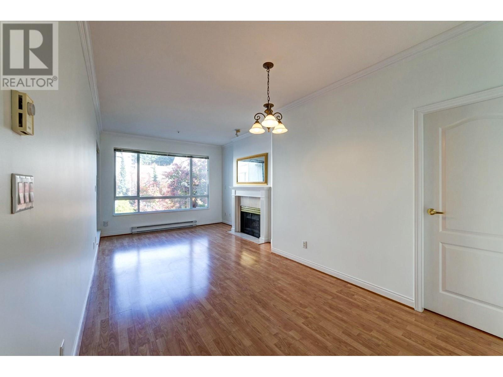 323 5735 Hampton Place, Vancouver, British Columbia  V6T 2G8 - Photo 2 - R2827282