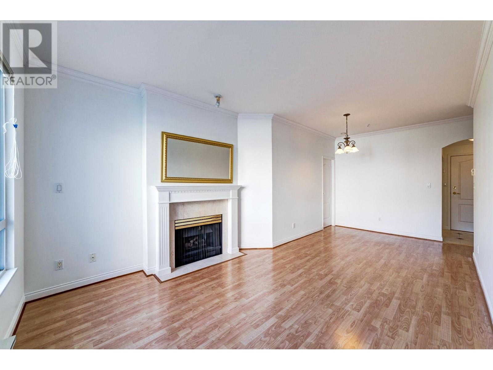 323 5735 Hampton Place, Vancouver, British Columbia  V6T 2G8 - Photo 4 - R2827282