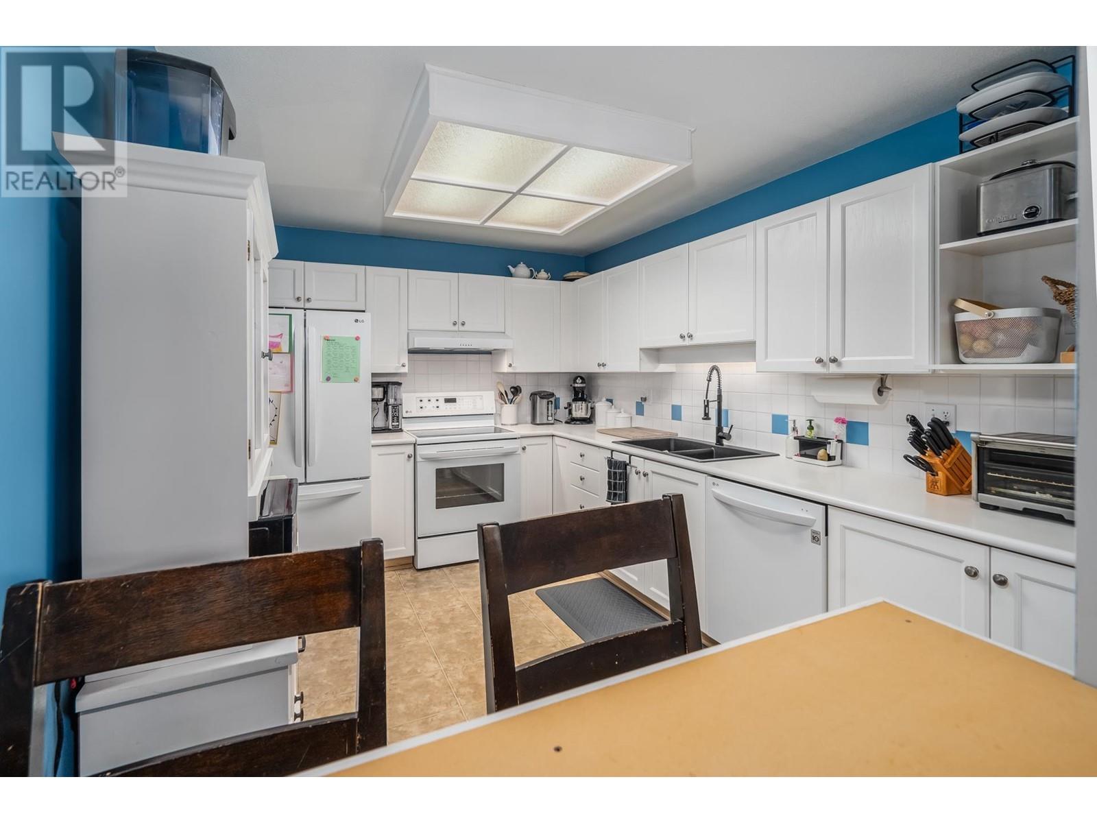 116 19121 Ford Road, Pitt Meadows, British Columbia  V3Y 2N2 - Photo 4 - R2827734