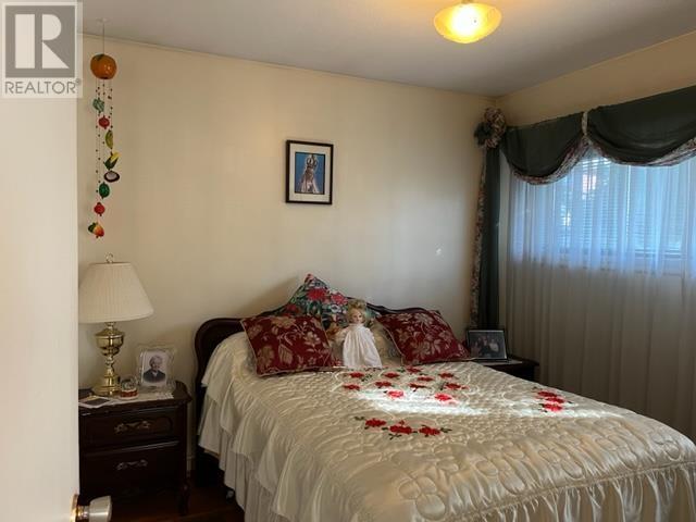 3737 Kincaid Street, Burnaby, British Columbia  V5G 1V4 - Photo 11 - R2815450