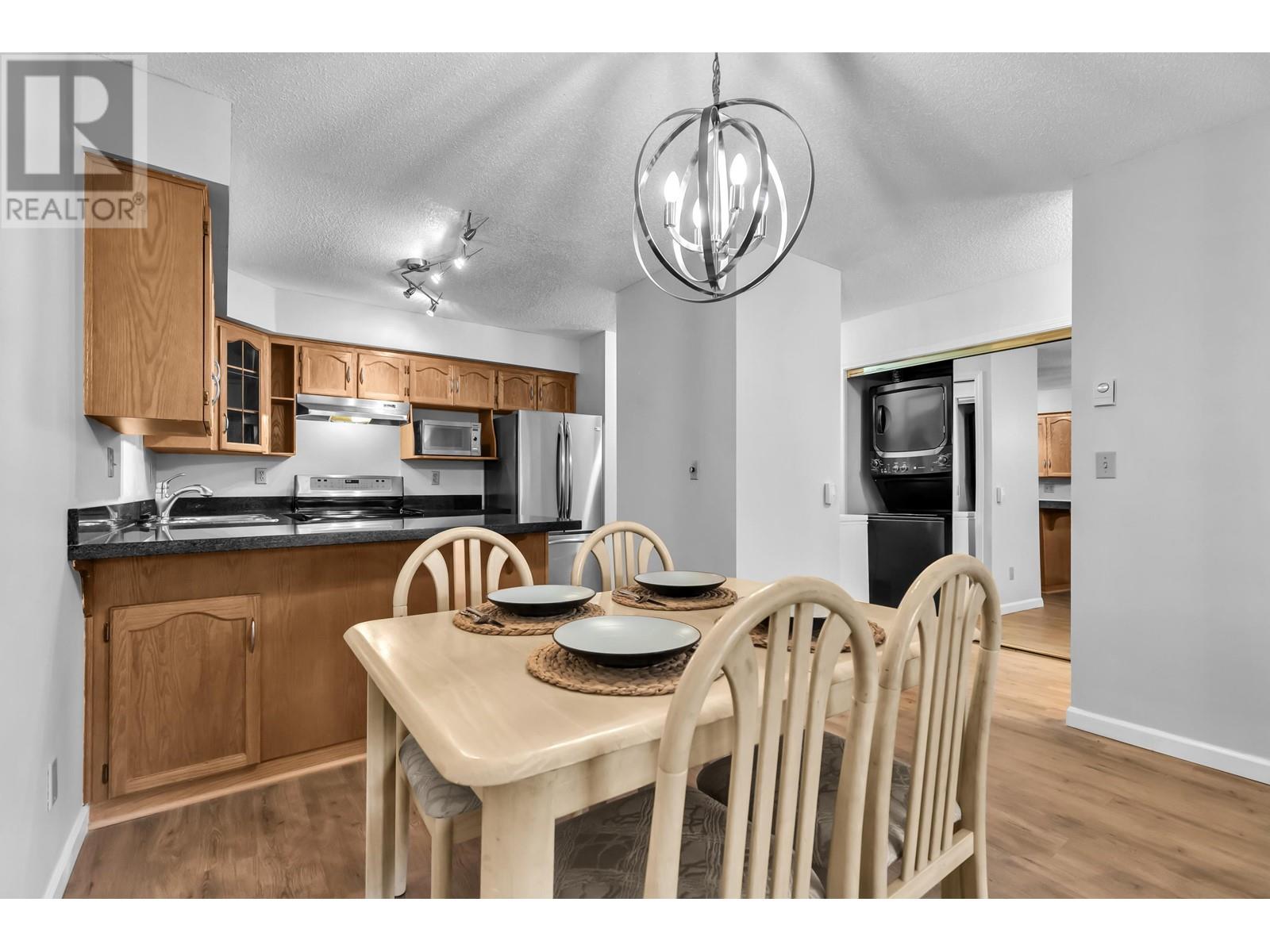 212 22514 116 Avenue, Maple Ridge, British Columbia  V2X 0N8 - Photo 11 - R2827738