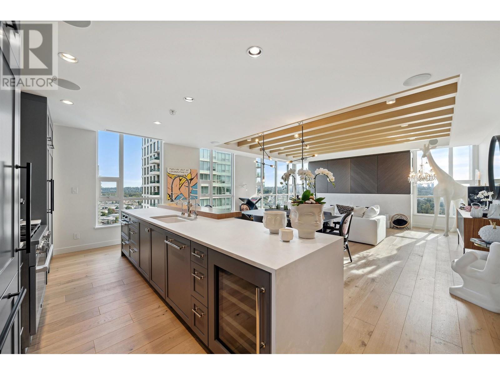 2301 2200 DOUGLAS ROAD, burnaby, British Columbia