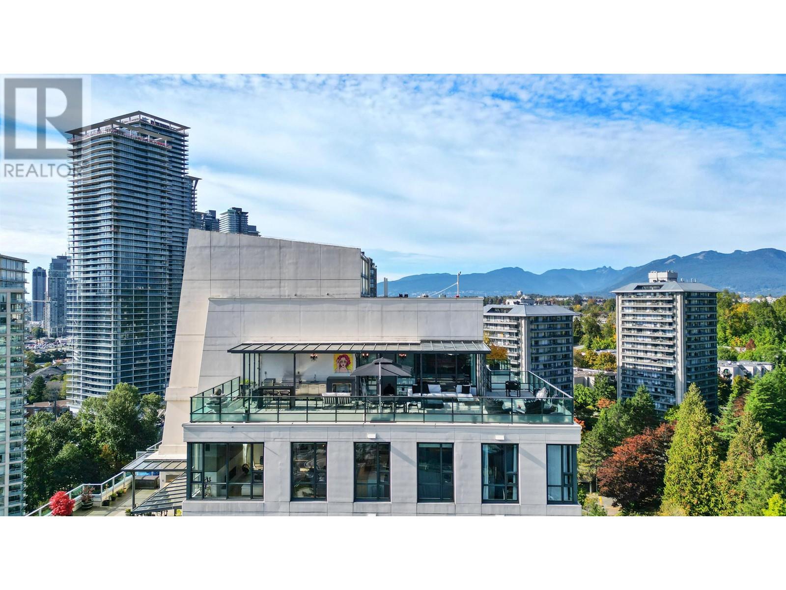2301 2200 Douglas Road, Burnaby, British Columbia  V5C 0G8 - Photo 2 - R2827744