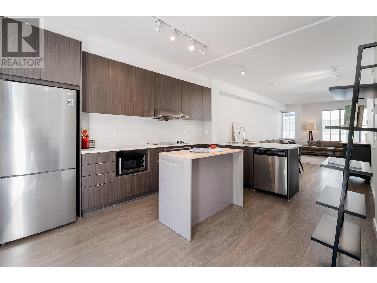 130 5550 Admiral Way, Delta, British Columbia  V4K 0C4 - Photo 4 - R2827764