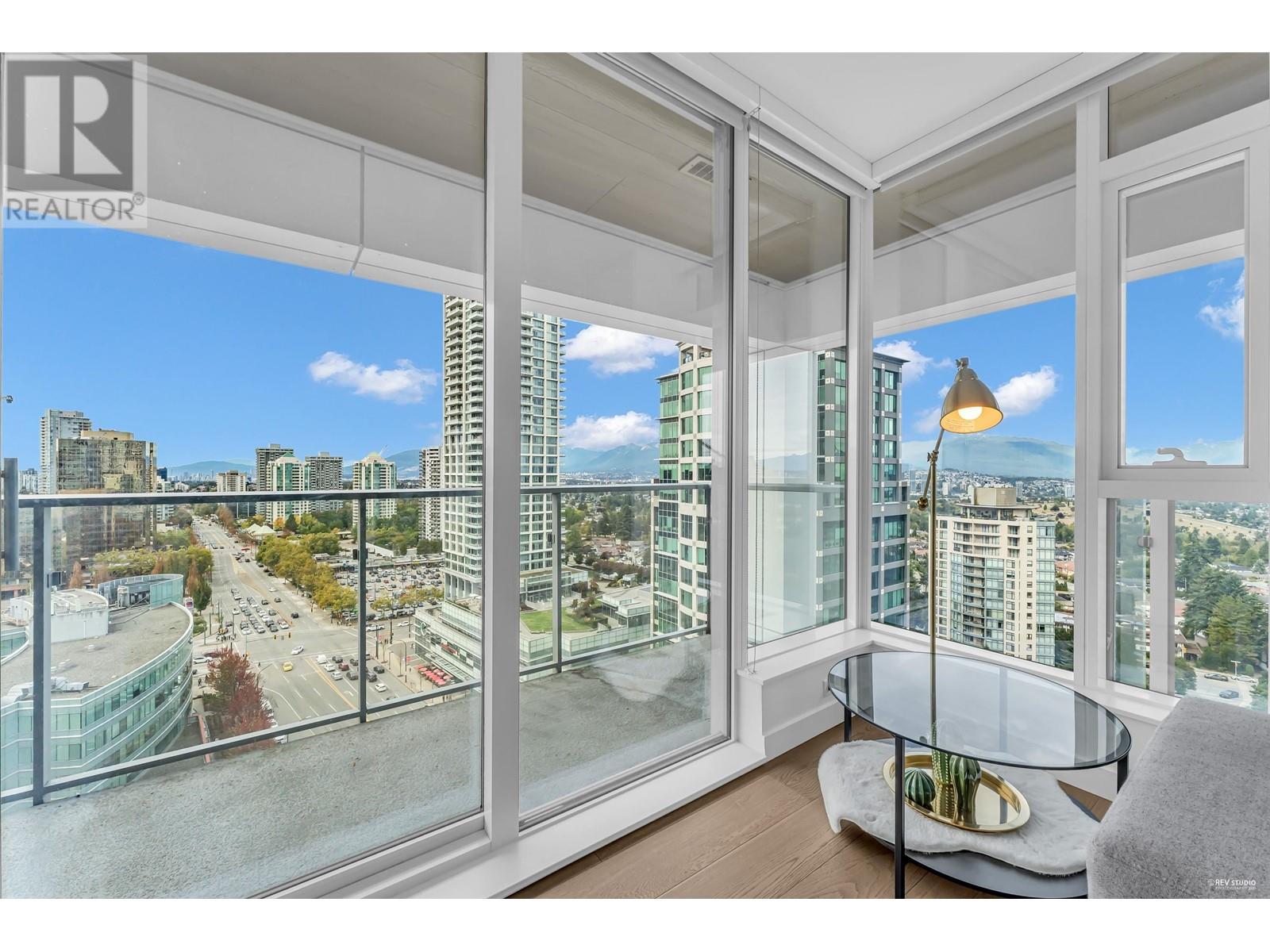 1607 6000 Mckay Avenue, Burnaby, British Columbia  V5H 0K2 - Photo 3 - R2827808