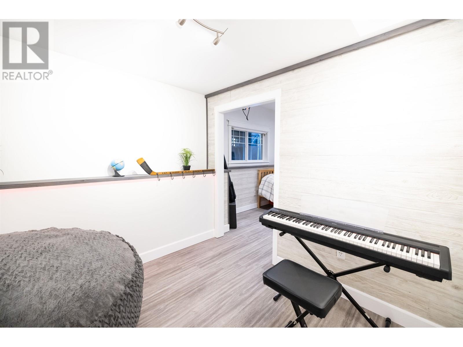 11403 240a Street, Maple Ridge, British Columbia  V2W 0A4 - Photo 25 - R2827767