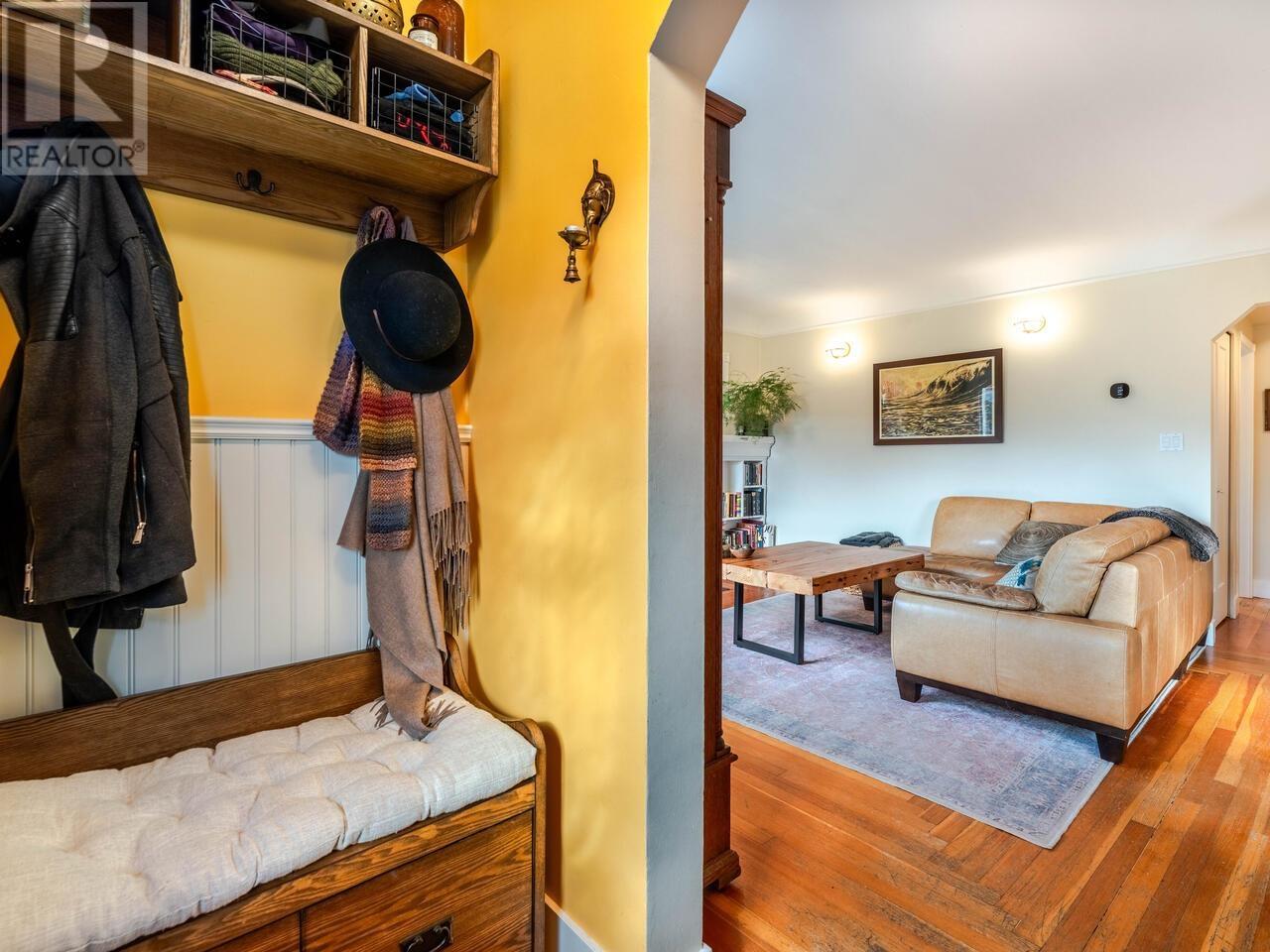 3067 Graveley Street, Vancouver, British Columbia  V5K 3K5 - Photo 12 - R2827774