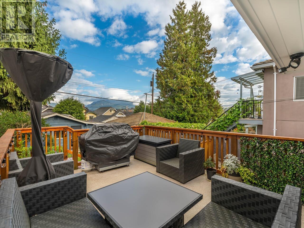 3067 Graveley Street, Vancouver, British Columbia  V5K 3K5 - Photo 19 - R2827774