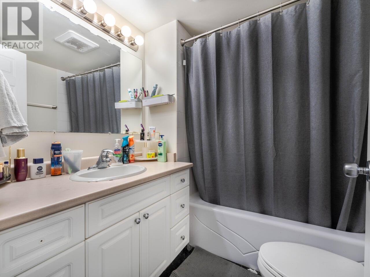 3067 Graveley Street, Vancouver, British Columbia  V5K 3K5 - Photo 31 - R2827774