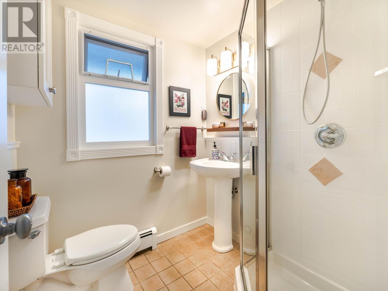 3067 Graveley Street, Vancouver, British Columbia  V5K 3K5 - Photo 34 - R2827774