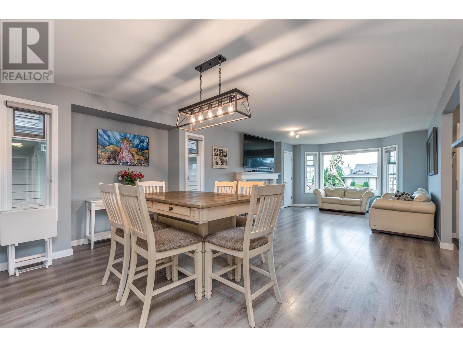 12501 219 Street, Maple Ridge, British Columbia  V2X 0V4 - Photo 3 - R2827783