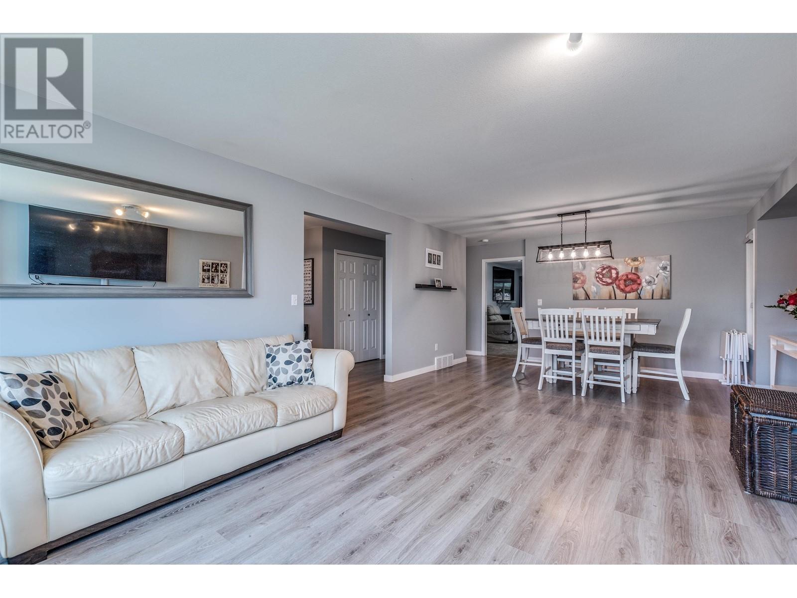 12501 219 Street, Maple Ridge, British Columbia  V2X 0V4 - Photo 5 - R2827783