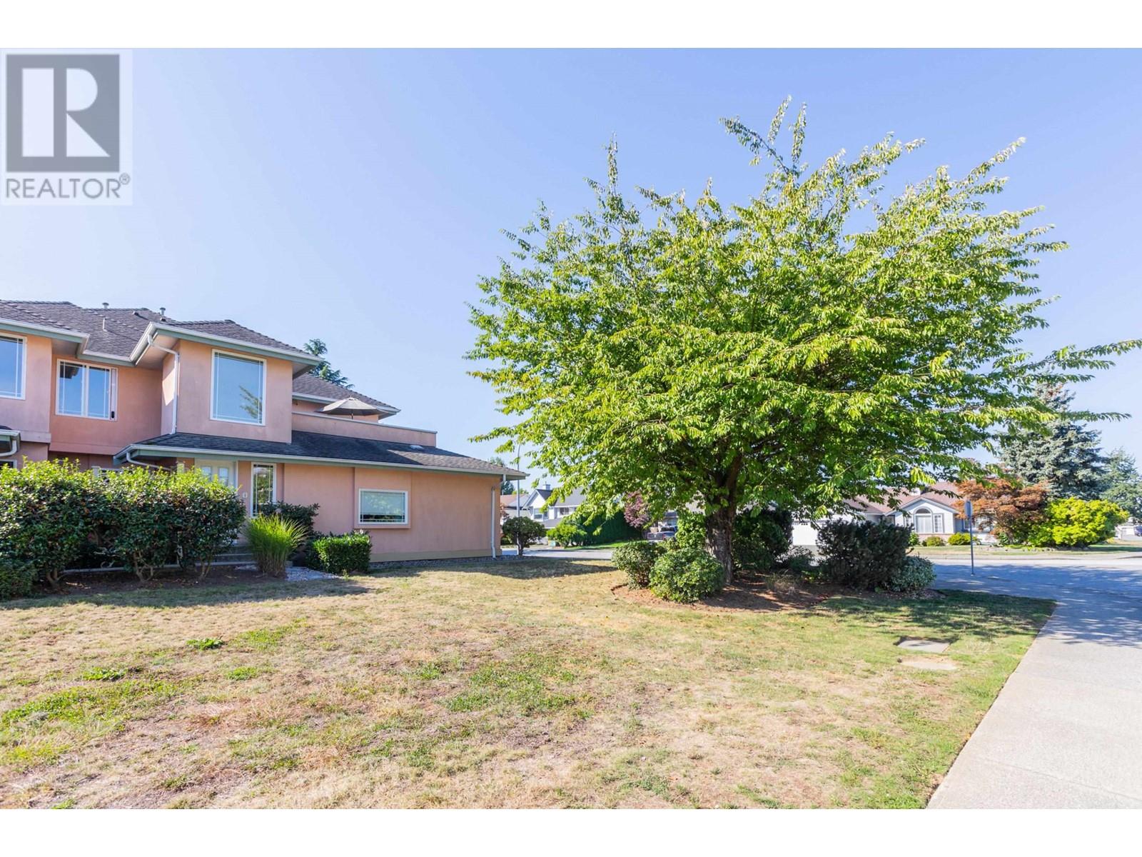 3 19044 118b Avenue, Pitt Meadows, British Columbia  V3Y 2R2 - Photo 2 - R2827632